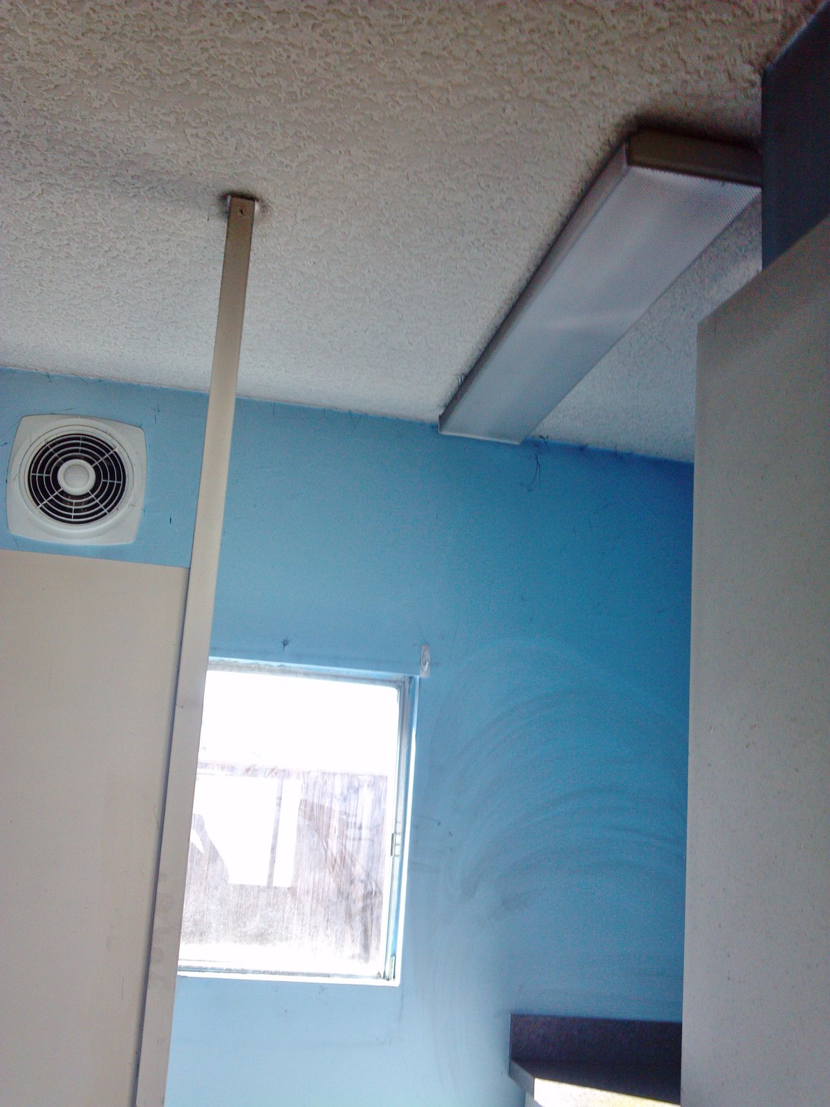 Interior room finished and painted by Enterprise Construction
